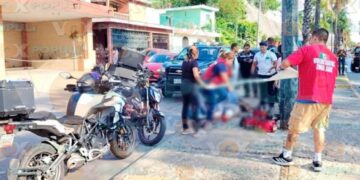 jovenes palmera motocicleta Madero