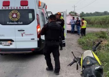 motocicleta camioneta Mante Victoria