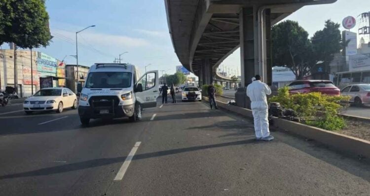 motociclista muro contencion Iztapalapa