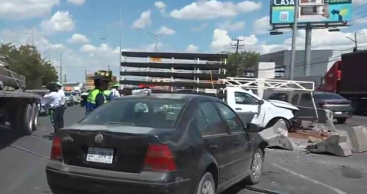 percance multiple avenida Barragan