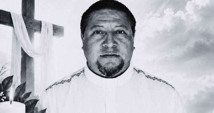 sacerdote Roman Hidalgo