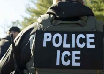 Agentes de ICE atropellan mexicano