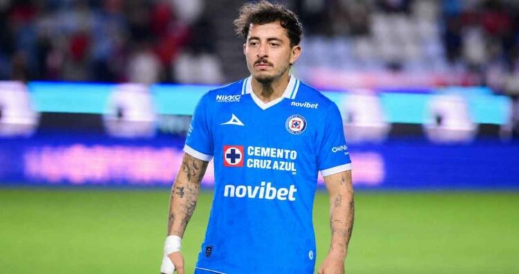 Alan Mozo casa Pumas