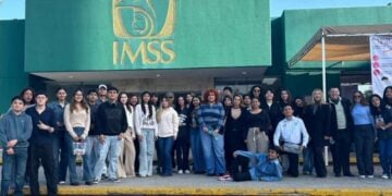 Alumnos ayuda IMSS Victoria