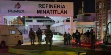 Ataque refinería Minatitlán heridos