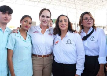 Carmen Lilia Beca Titulacion