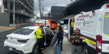 Choque poste mujeres Monterrey
