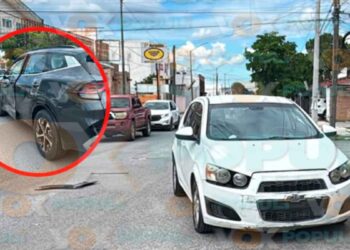 Conductores chocan en Victoria