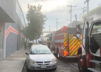 Cortocircuito incendio en bodega de Monterrey