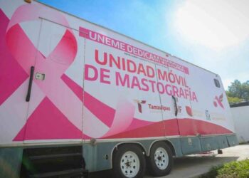 DIF Tamaulipas acerca estudios para detectar cáncer oportunamente en mujeres