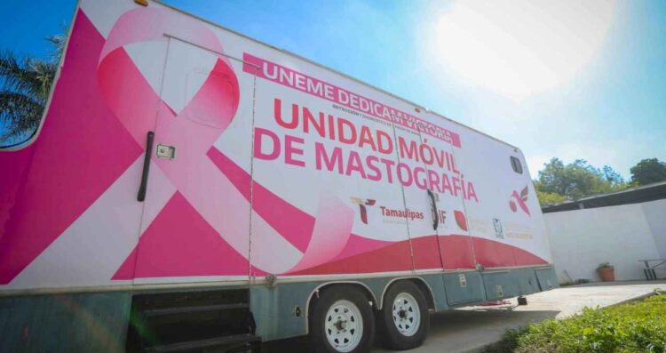DIF Tamaulipas acerca estudios para detectar cáncer oportunamente en mujeres