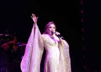 Ficsm cantante Manoella Torres