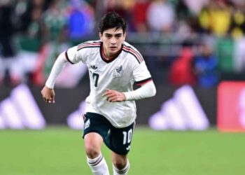 Gilberto Mora Lionel Messi
