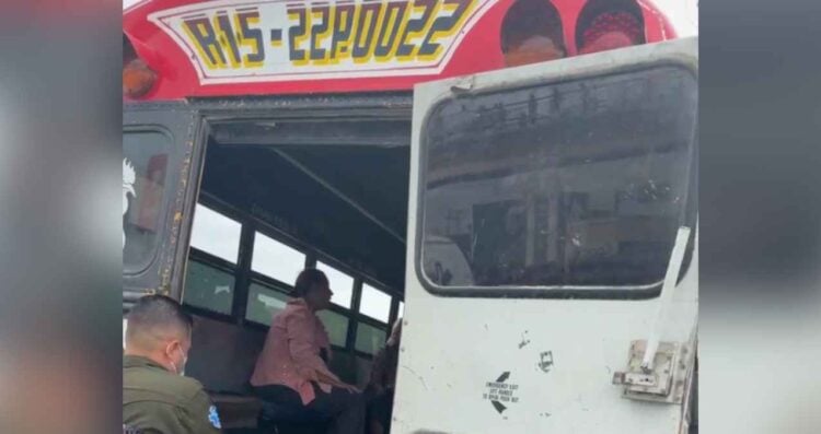 Hombre convulsiona transporte Matamoros