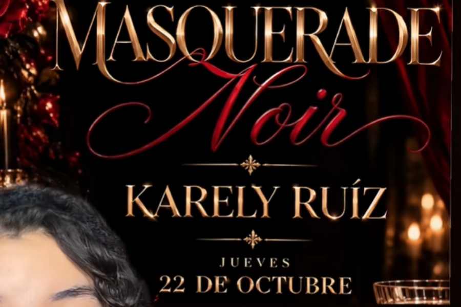 Karely Ruiz fiesta por sus 26 años