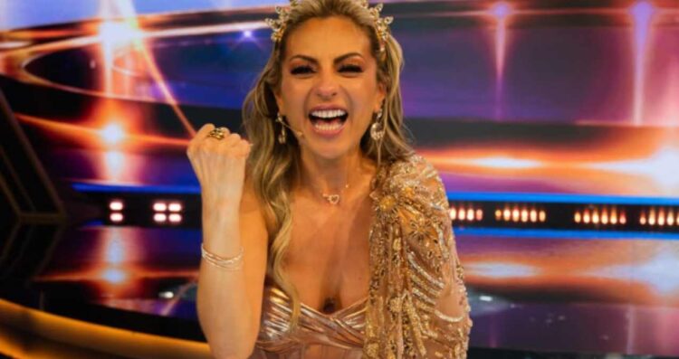 Mariana Ochoa críticas por LCDLFM