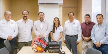 Miguel Ángel Valdés logro alumna