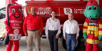 Mónica Villarreal Bomberos (2)