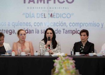 Mónica Villarreal profesionales salud