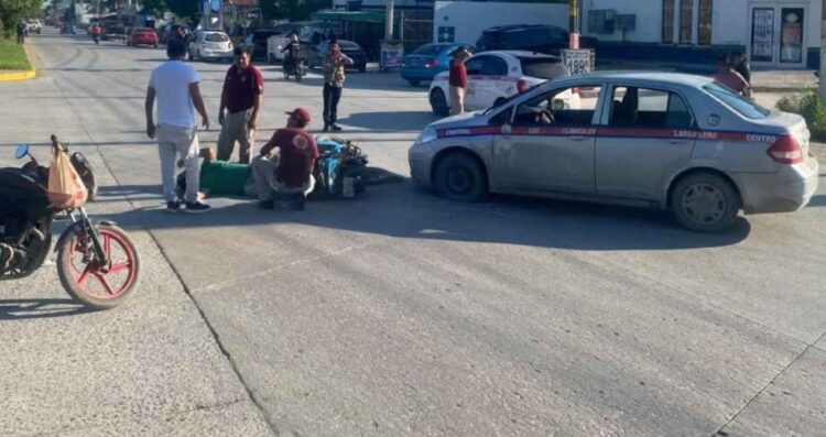 Motociclista transporte en El Mante