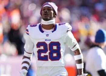 NFL sanciona Sam Franklin
