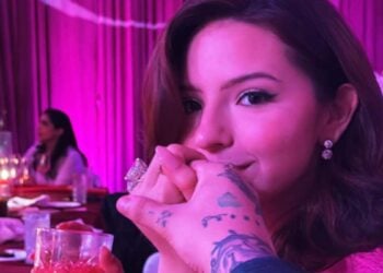 Nodal Ángela Aguilar por sus 23