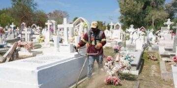Panteones Nuevo Laredo Día de Muertos