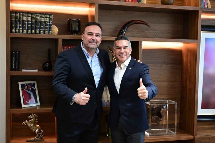 Pri acercamientos formales Pan