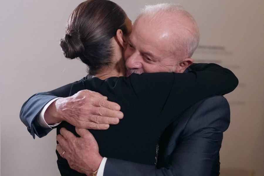 Sheinbaum felicita a Lula tras su victoria 