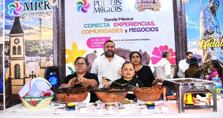 Stand de Turismo convivencia gastronomía