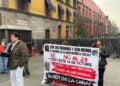 Trabajadores del IMSS protestan Palacio