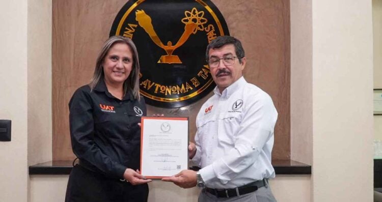 UAT nombra a Bárbara Macías