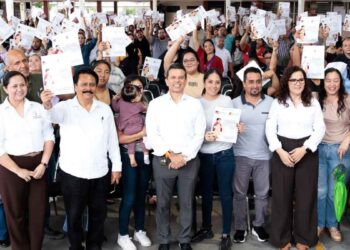 Victoria asambleas beca Rita Cetina