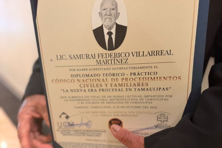 abogado Samurai concluye diplomado