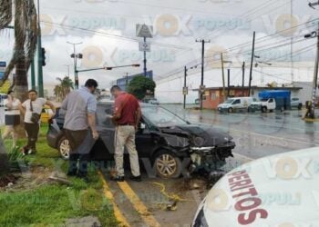 accidente Avenida de la Industria en Tampico