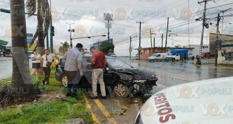 accidente Avenida de la Industria en Tampico