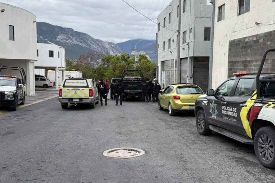 agredir pareja en Santa Catarina