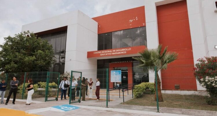 asistencia escolar por lluvias en Matamoros