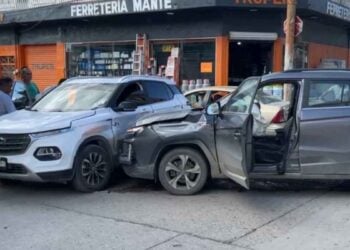 choque camionetas Centro Mante