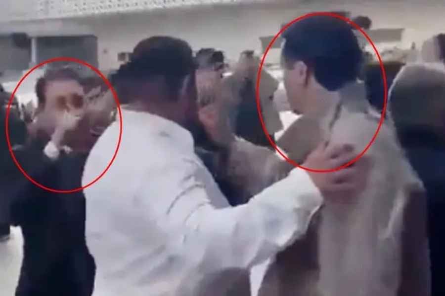 criticas Alvarez Maynez protesta