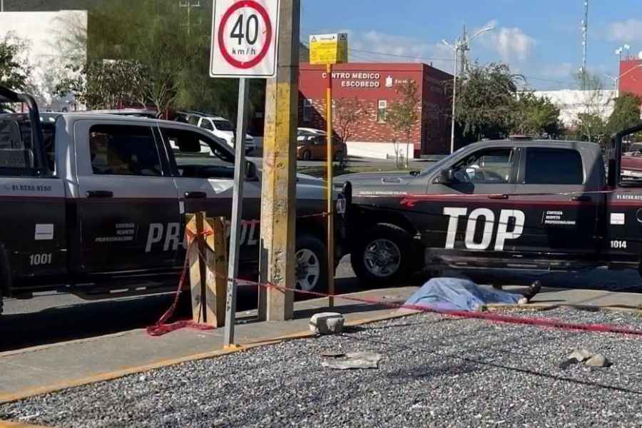 hombre Las Torres Escobedo 