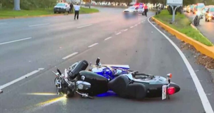 motociclista derrapar en Guadalupe