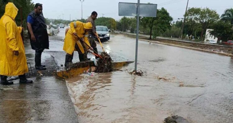 Despliega gobierno de Victoria operativo de auxilio y limpieza tras intensa lluvia