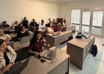 taller analítica de datos Nuevo Laredo